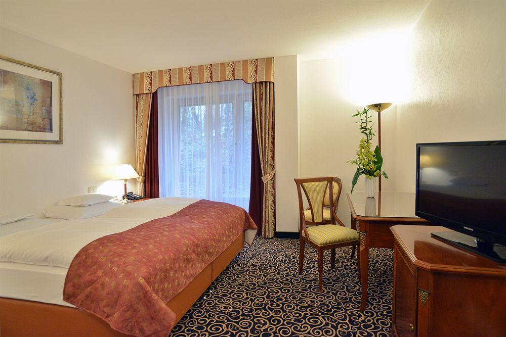 Schlosshotel Monrepos Ludwigsburg Ngoại thất bức ảnh